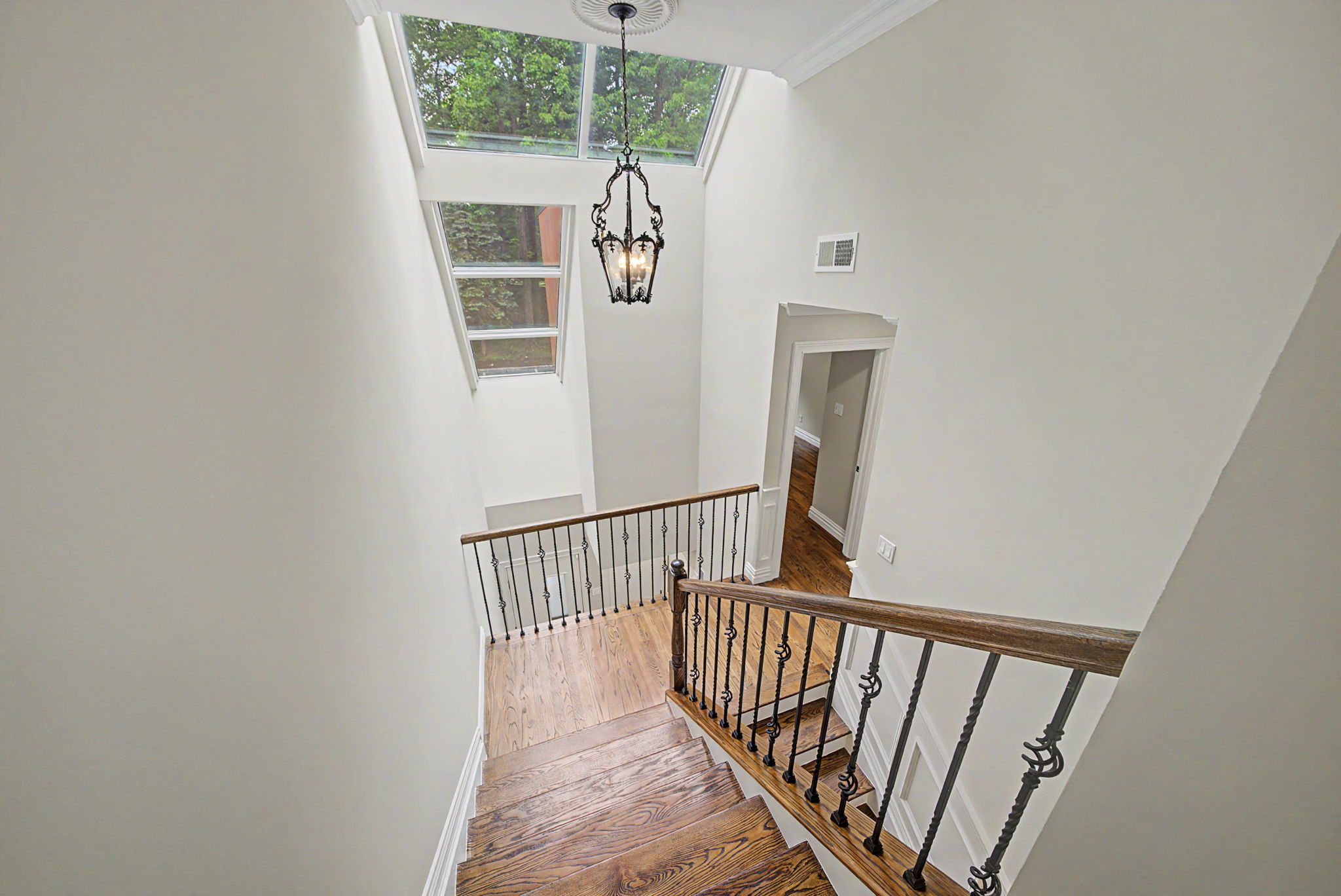  Photo 45