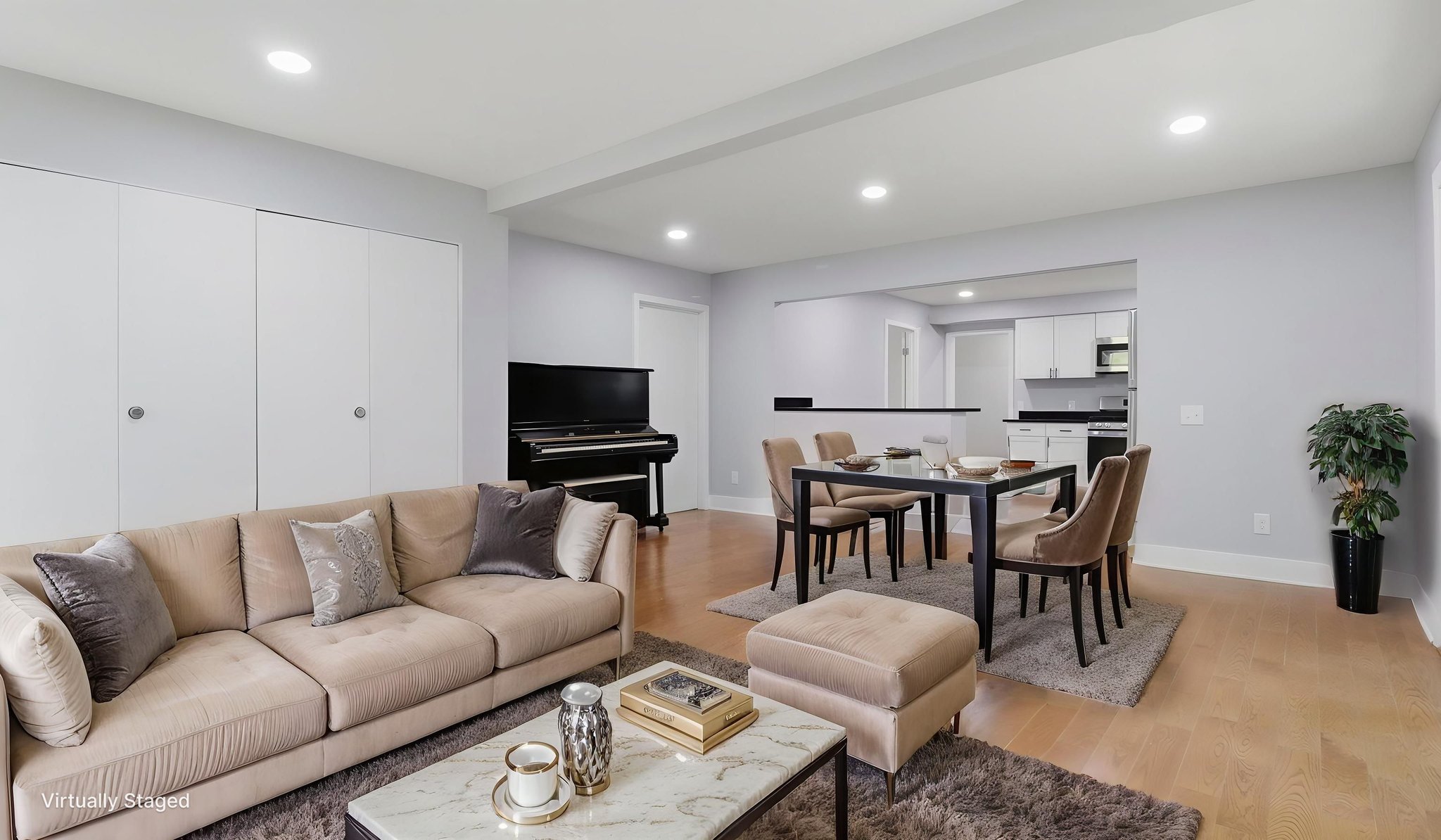 e294017e-ad0d-4d95-bc2d-bc356b4e2fdc virtually staged.jpeg