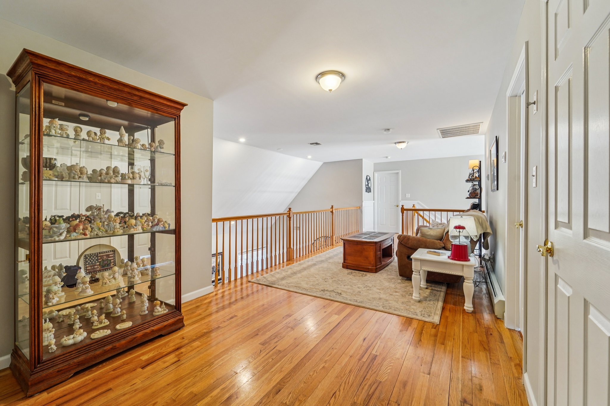 Eagle Crst-S0302-041.jpg