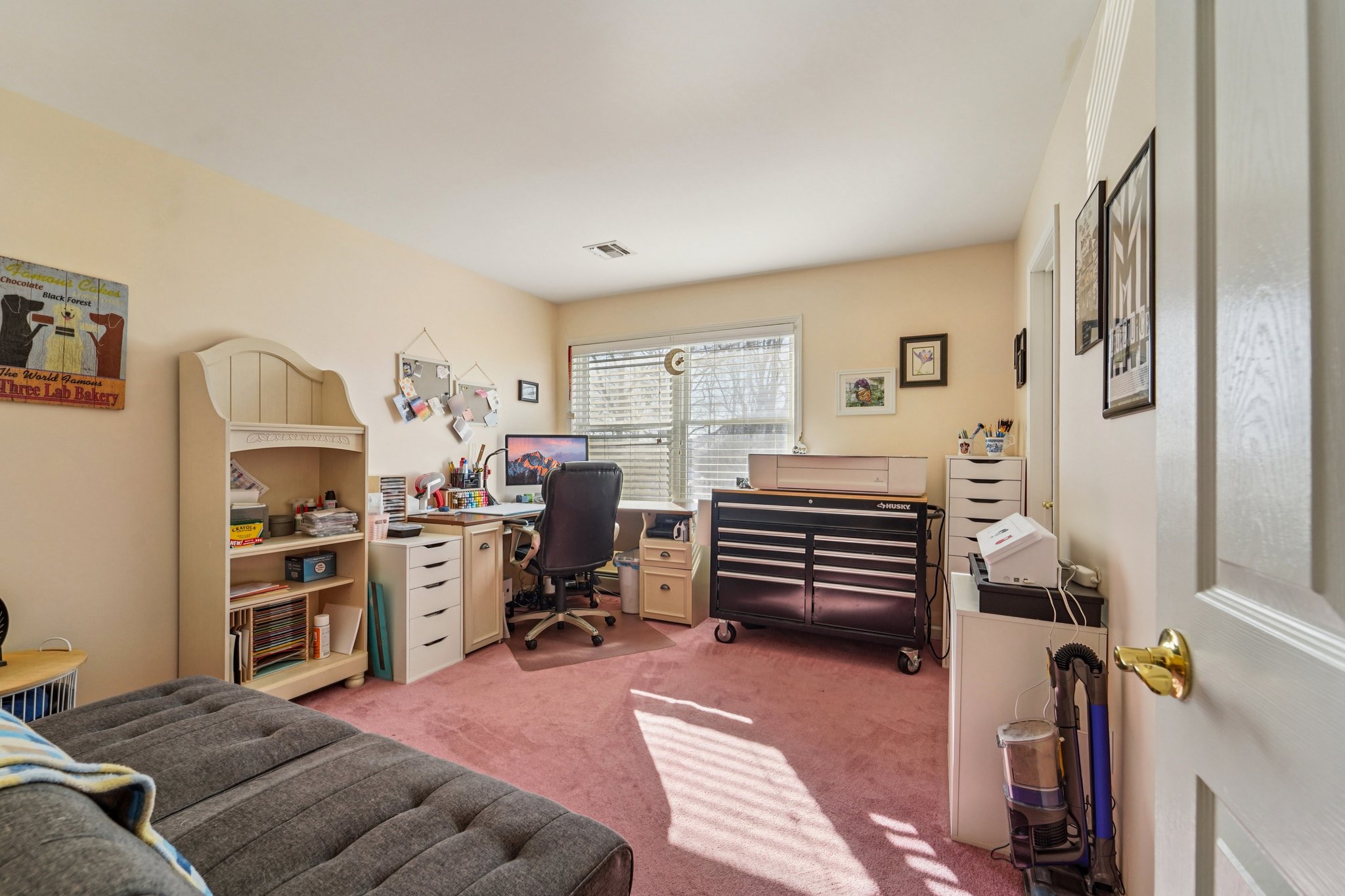 Eagle Crst-S0302-044.jpg