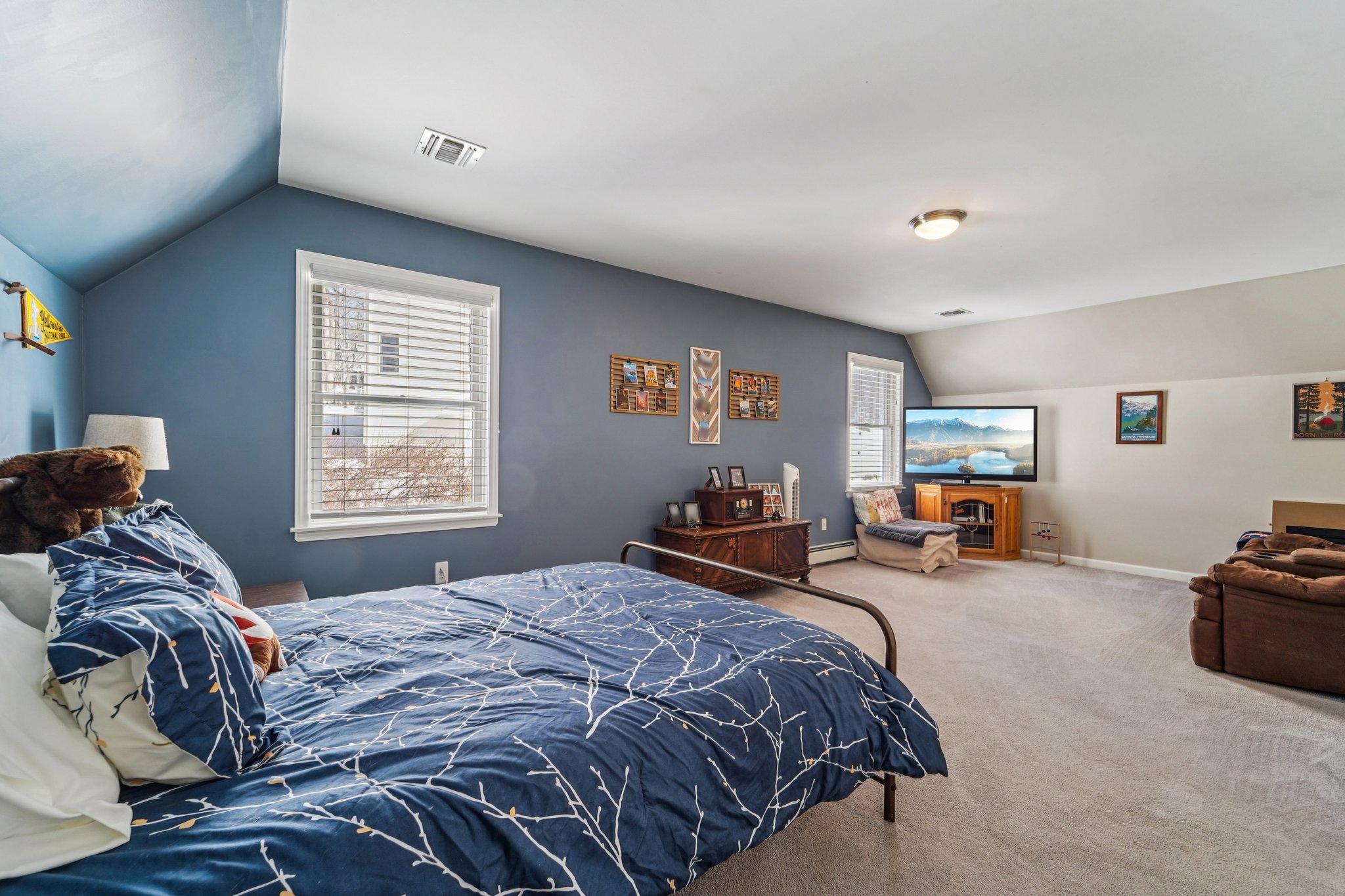 Eagle Crst-S0302-053.jpg