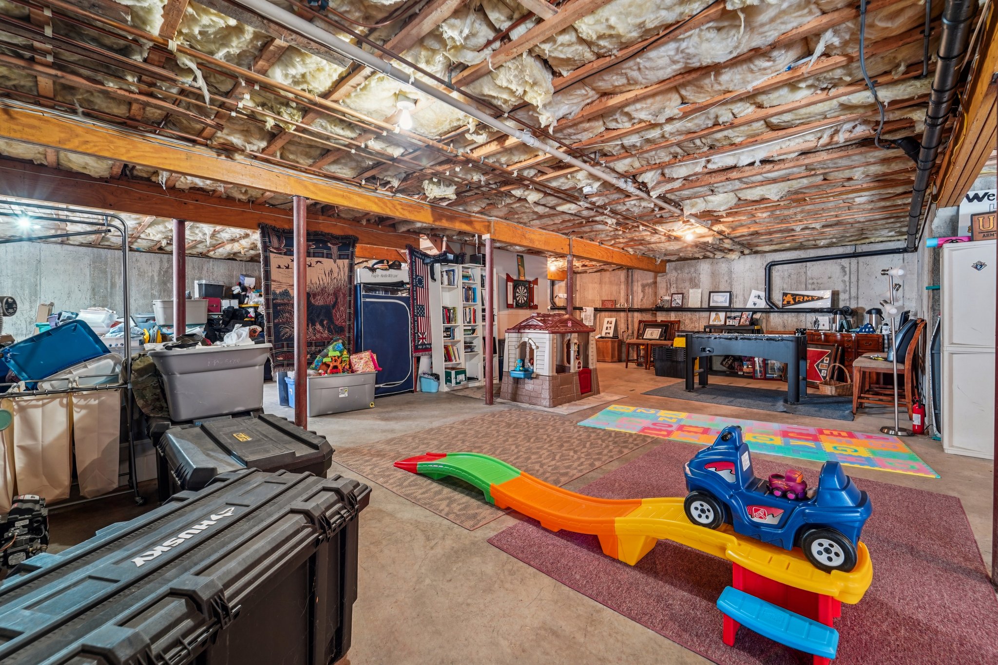 Eagle Crst-S0302-058.jpg