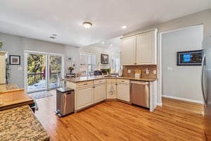 Eagle Crst-S0302-015.jpg