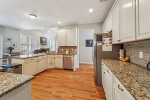 Eagle Crst-S0302-016.jpg