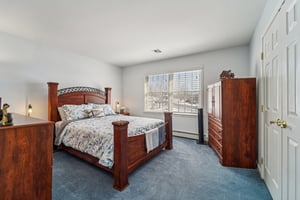 Eagle Crst-S0302-049.jpg