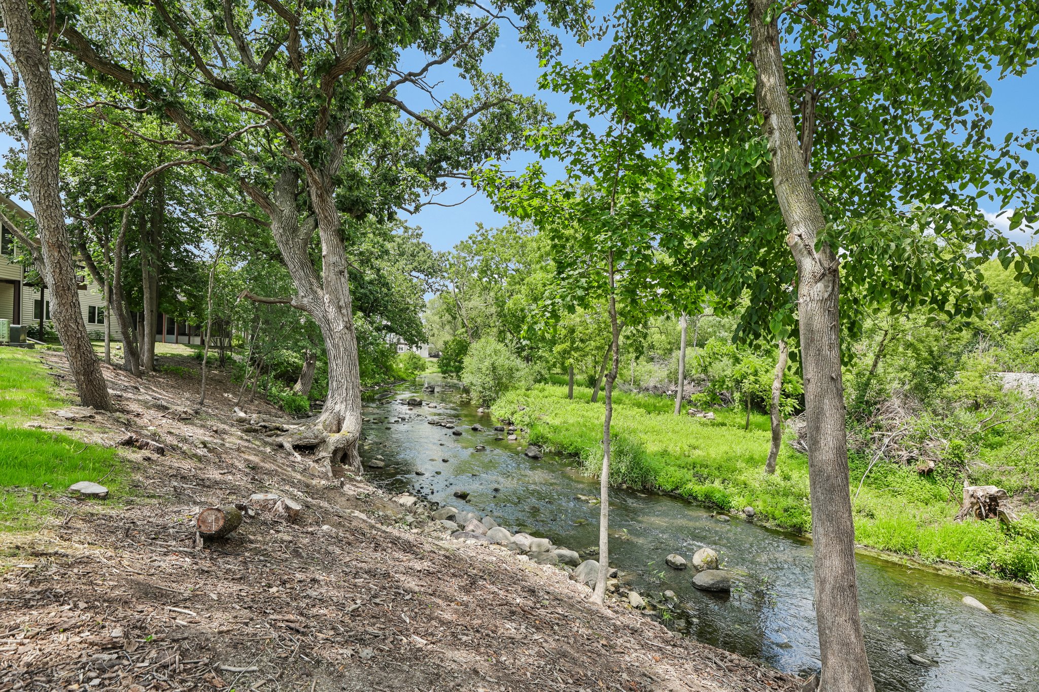 Fairview Trail-S1807-053.jpg