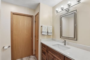 Fairview Trail-S1807-026.jpg