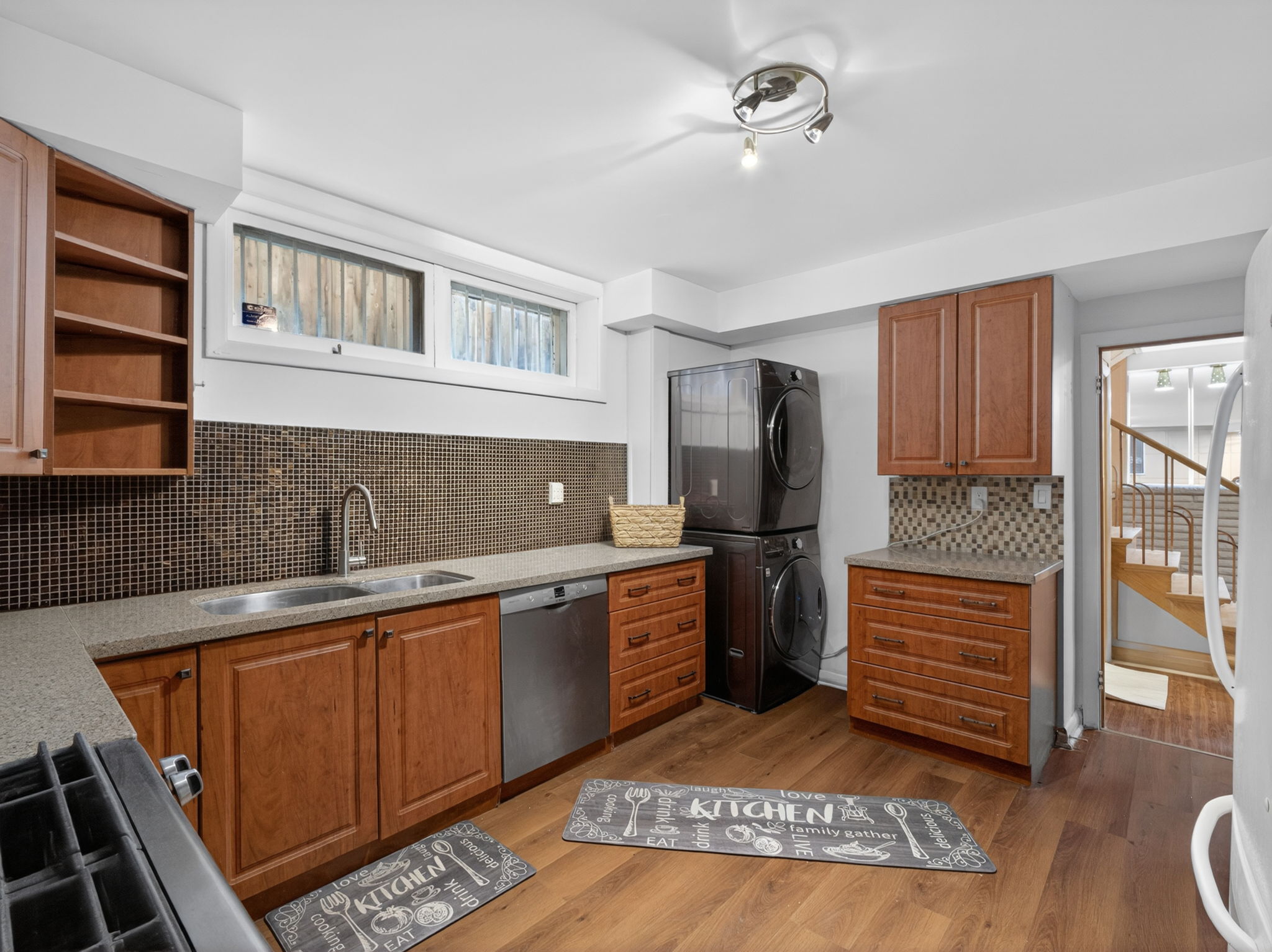  Photo 57