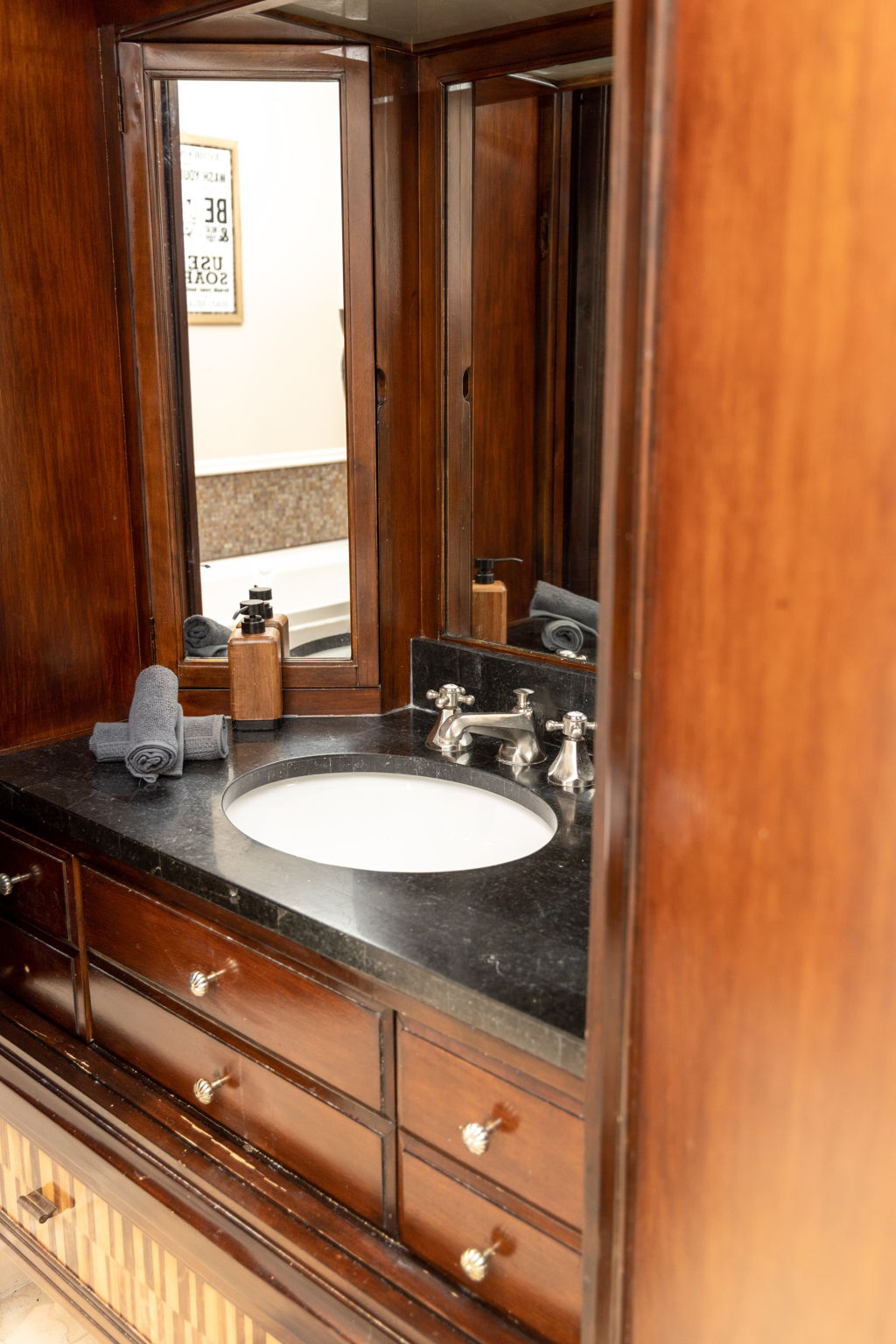 Toronto property showcase — delivered property photograph 34