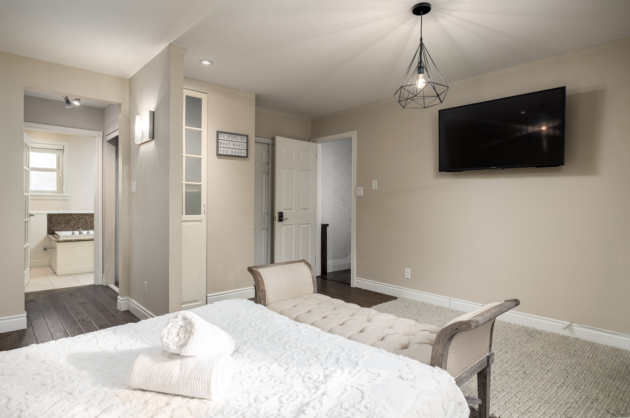 Toronto property showcase — delivered property photograph 9