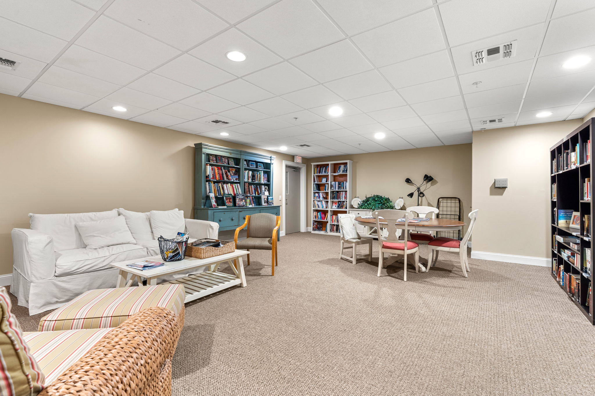 3 Harvest Dr unit 305, North Andover, MA 01845, USA Photo 48
