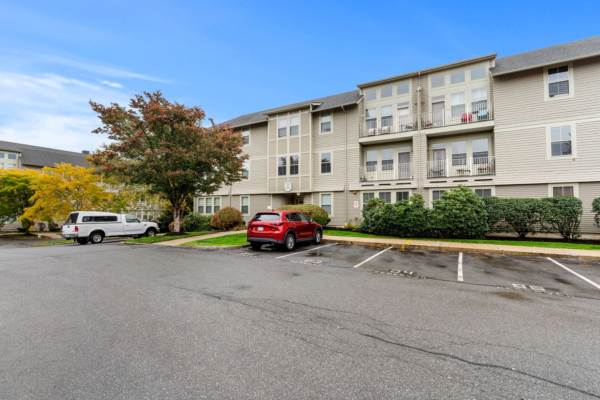 3 Harvest Dr unit 305, North Andover, MA 01845, USA Photo 49