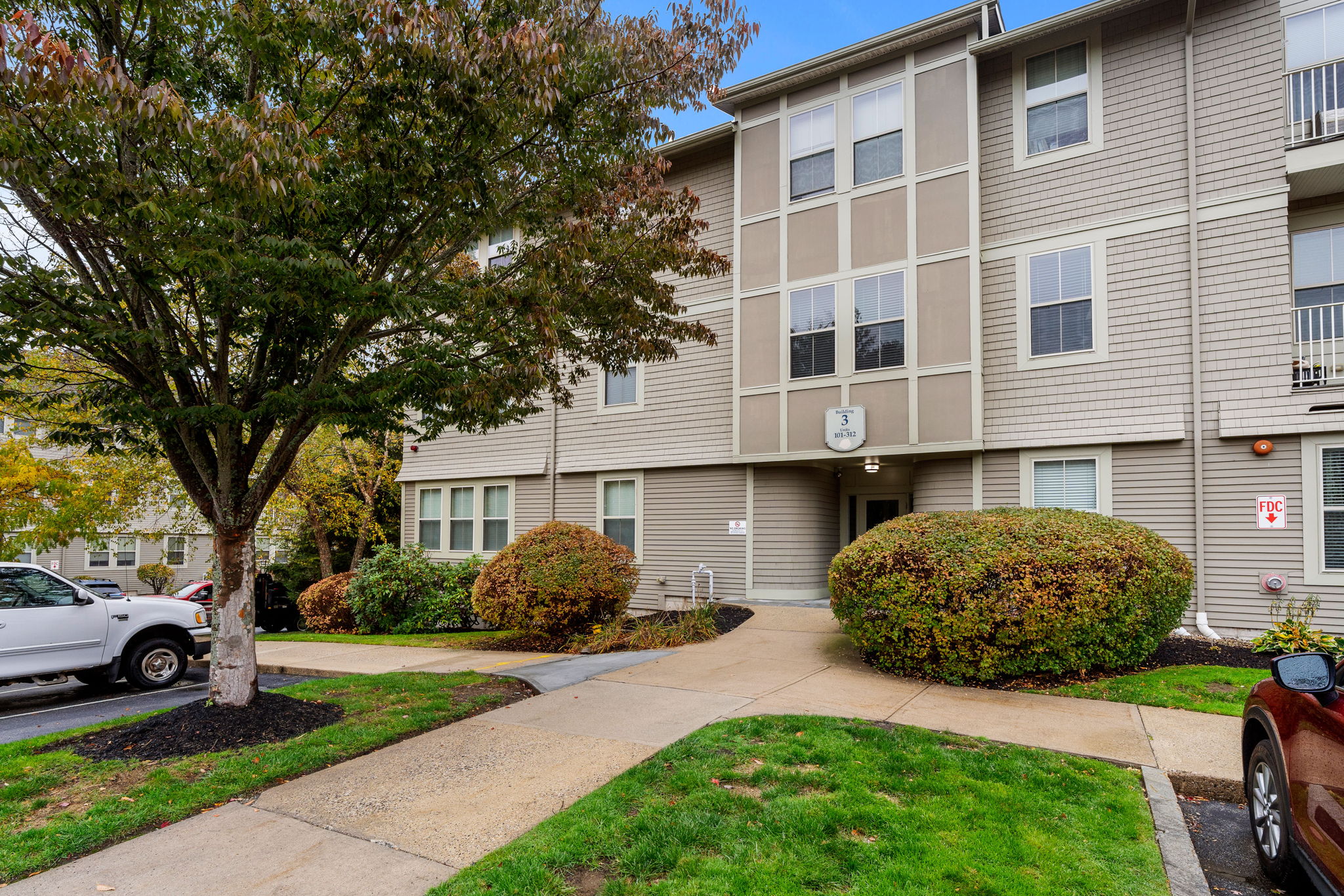 3 Harvest Dr unit 305, North Andover, MA 01845, USA Photo 51