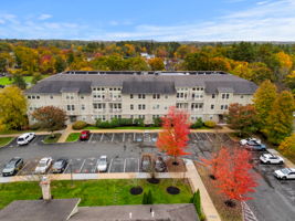 3 Harvest Dr unit 305, North Andover, MA 01845, USA Photo 3