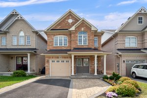 3 Harvest Hills Blvd, East Gwillimbury, ON L9N 0A6, Canada Photo 4