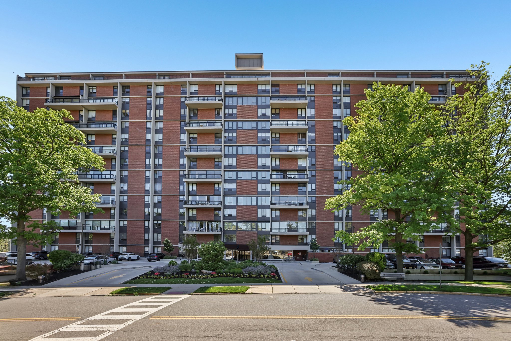 3 Horizon Rd #1021, Fort Lee, NJ 07024, USA