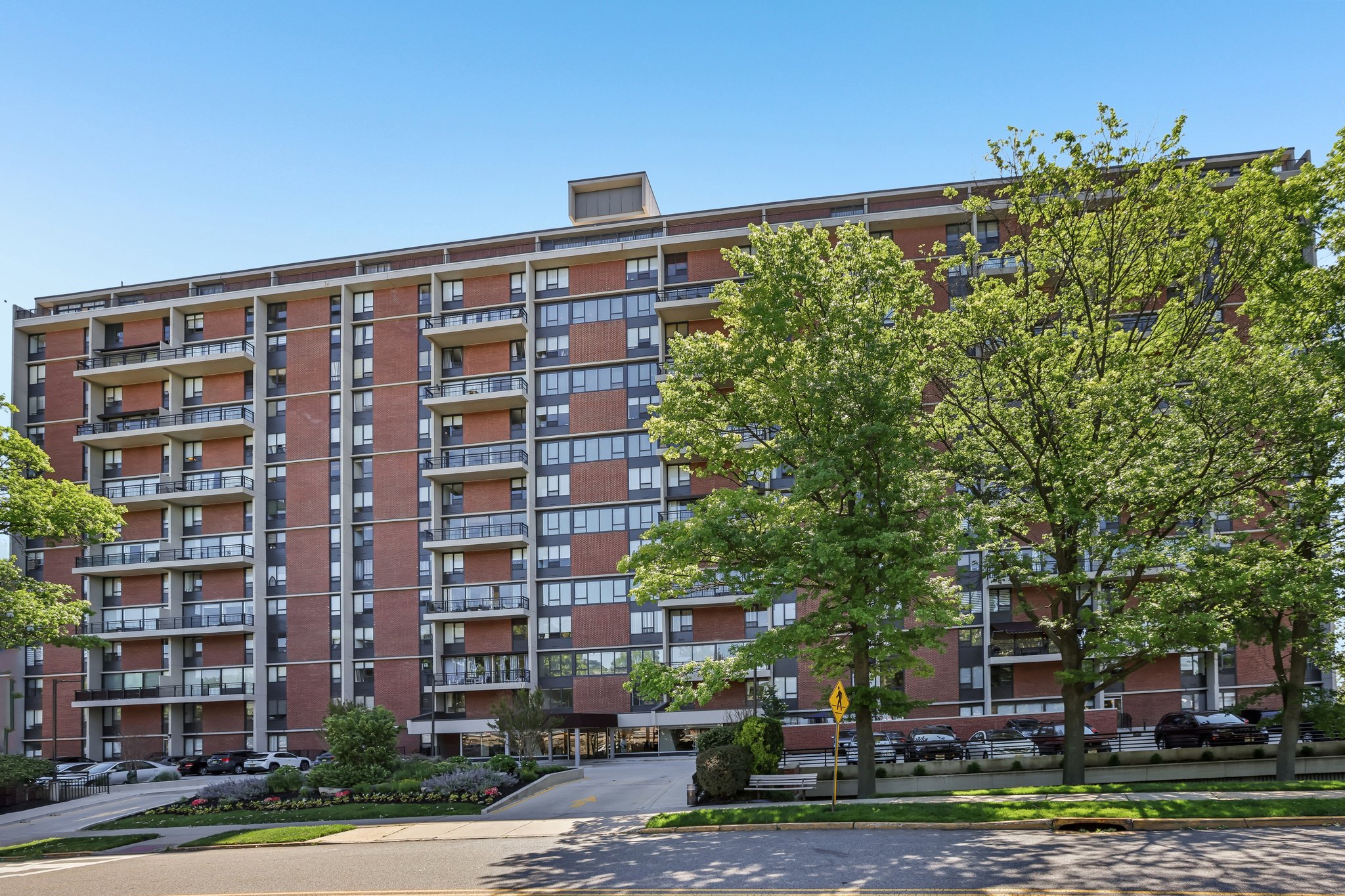 Horizon Rd 1021-S0906-002.jpg