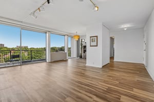 Horizon Rd 1021-S0906-013.jpg