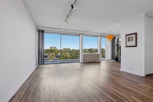 Horizon Rd 1021-S0906-014.jpg