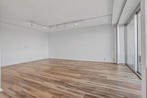 Horizon Rd 1021-S0906-017.jpg