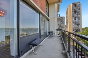 Horizon Rd 1021-S0906-038.jpg