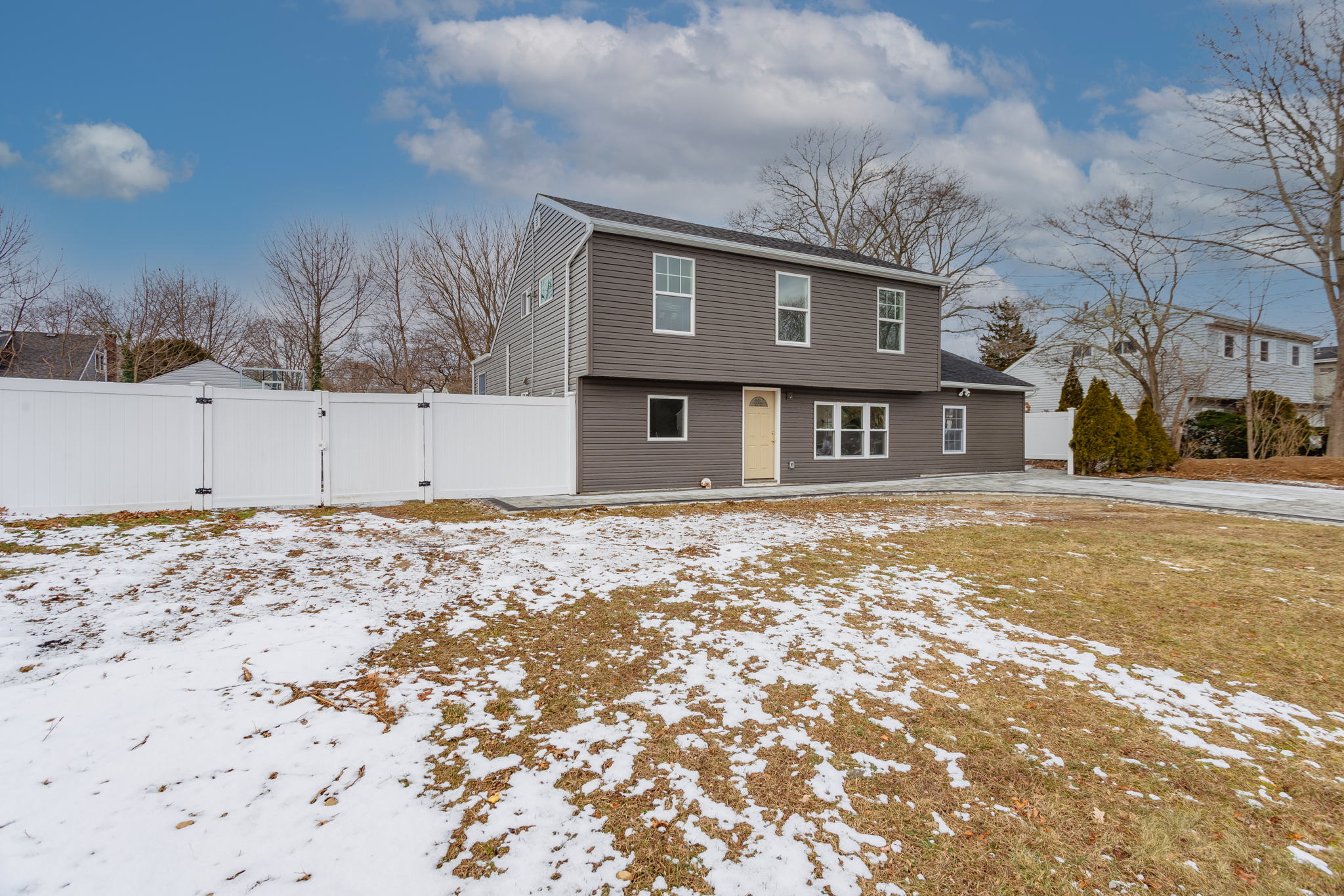 3 Huron St, Port Jefferson Station, NY 11776, USA Photo 4