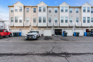 1 Car Garage/ Driveway
