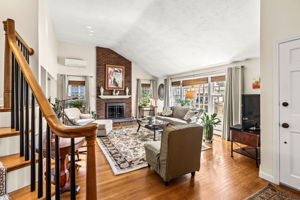 3 Larch Ave, Salem, MA 01970, USA Photo 7