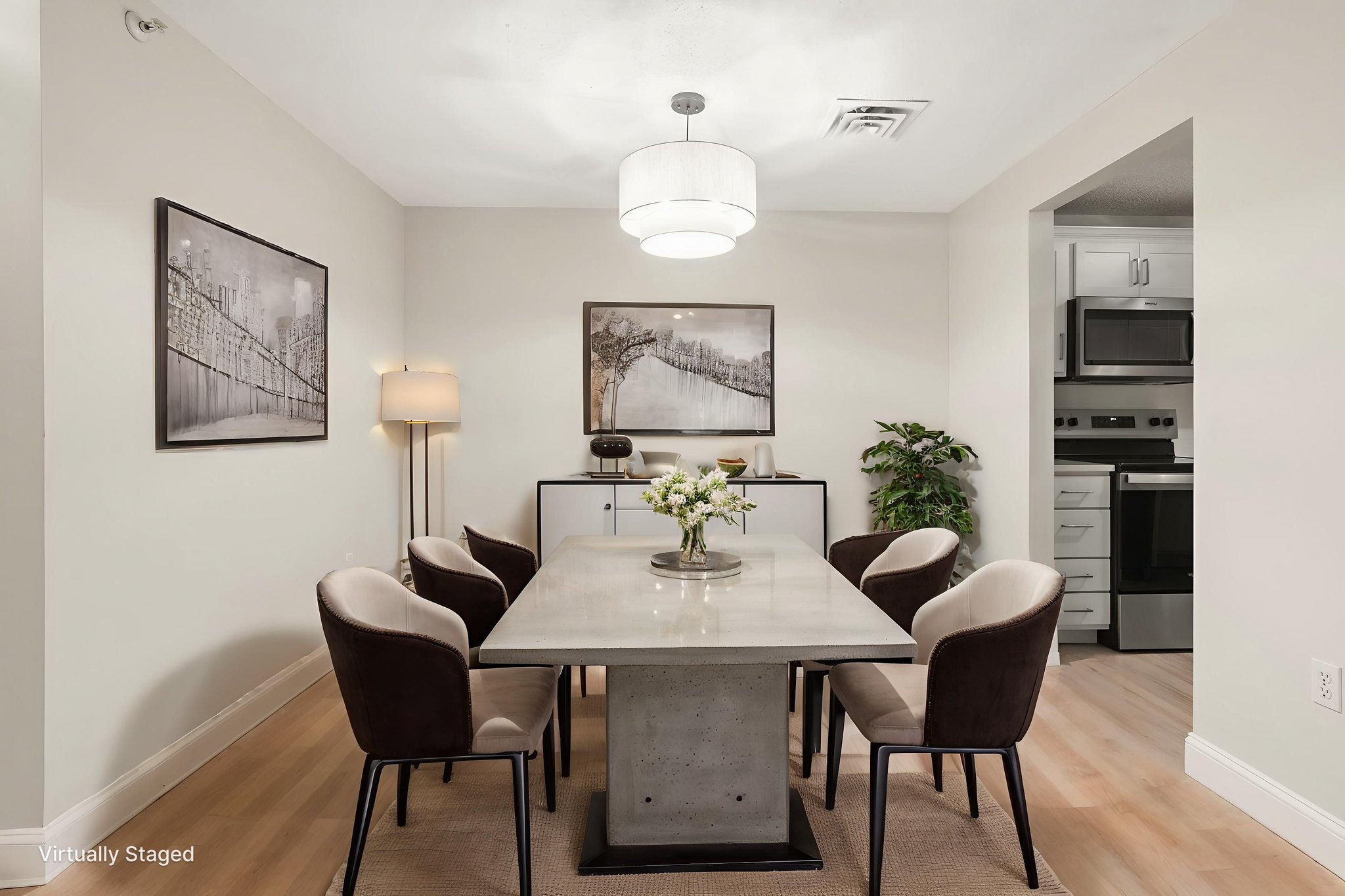 SHA03441 virtually staged.jpeg