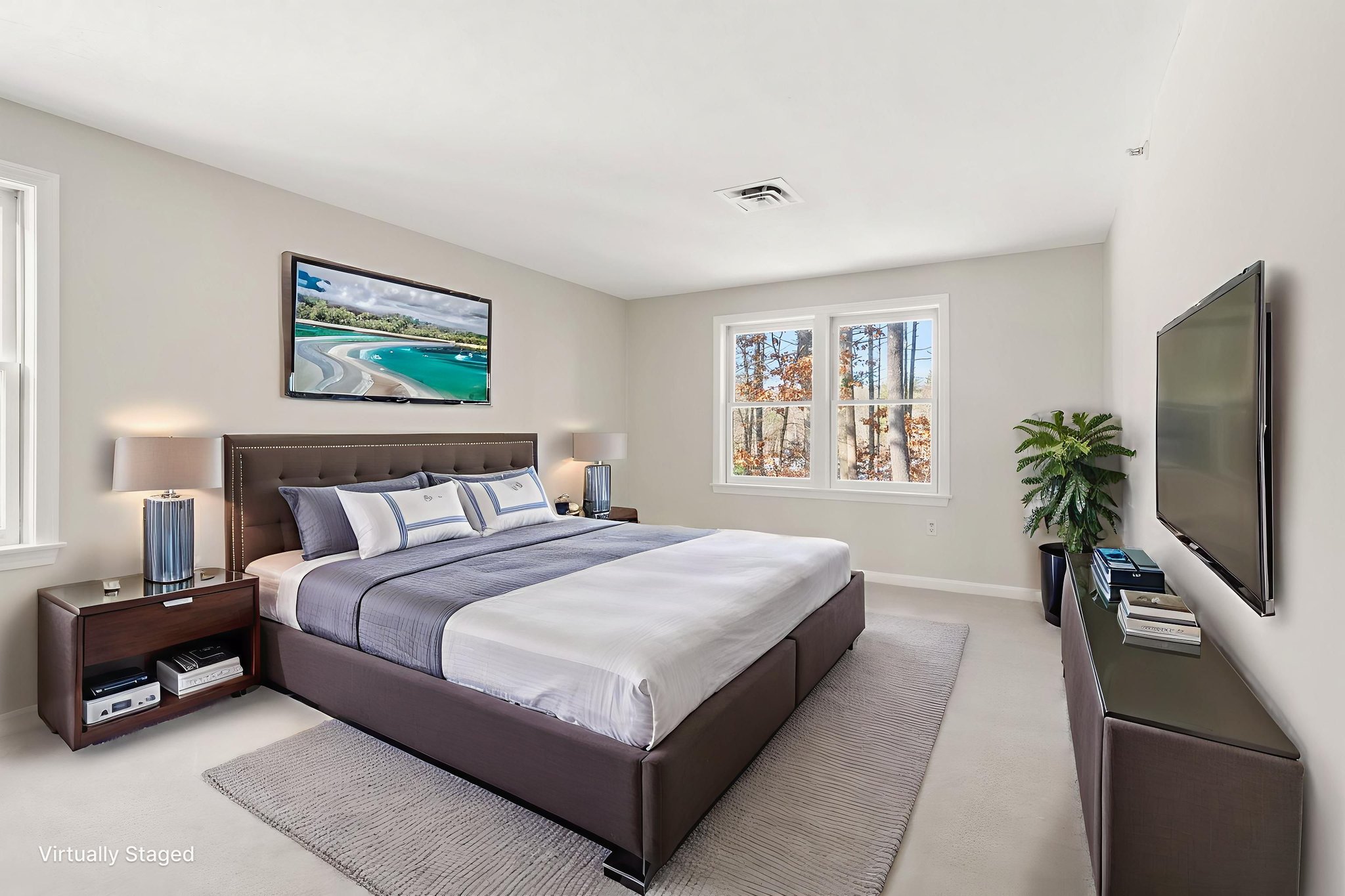 SHA03491 virtually staged.jpeg