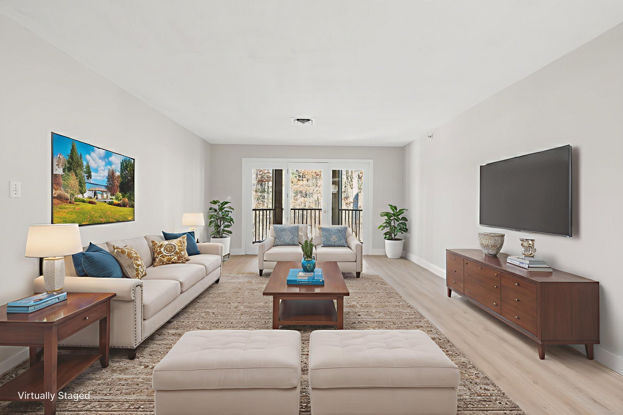 SHA03421 virtually staged.jpeg