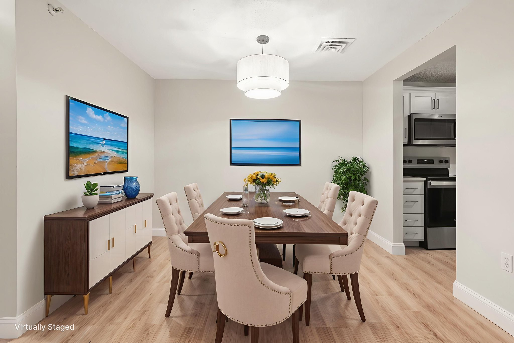 SHA03441 virtually staged.jpeg