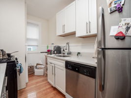 3 Monmouth st unit 4 Sommerville -7