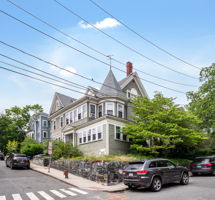 3 Monmouth st unit 4 Sommerville -16