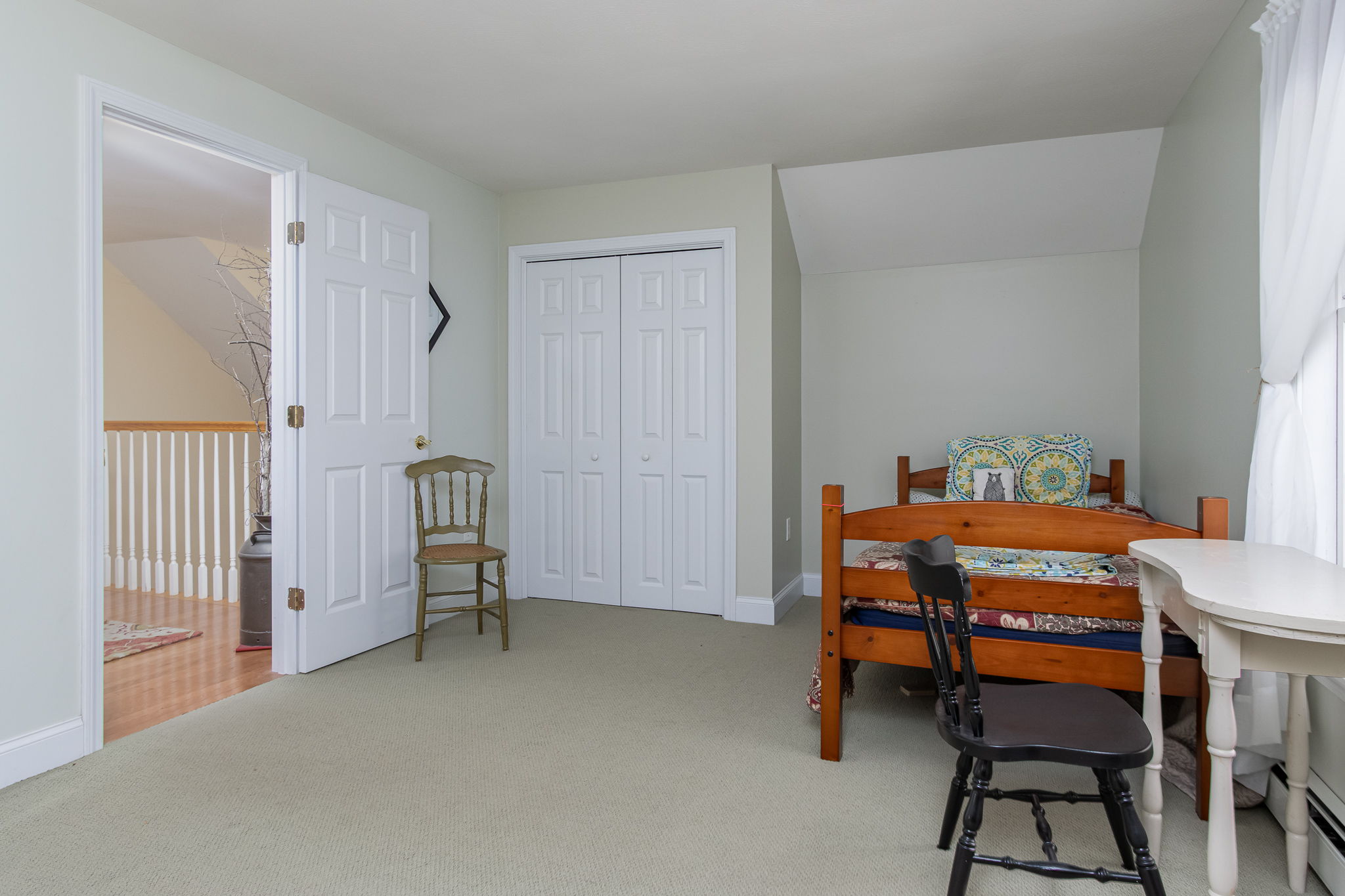 Bedroom2-2