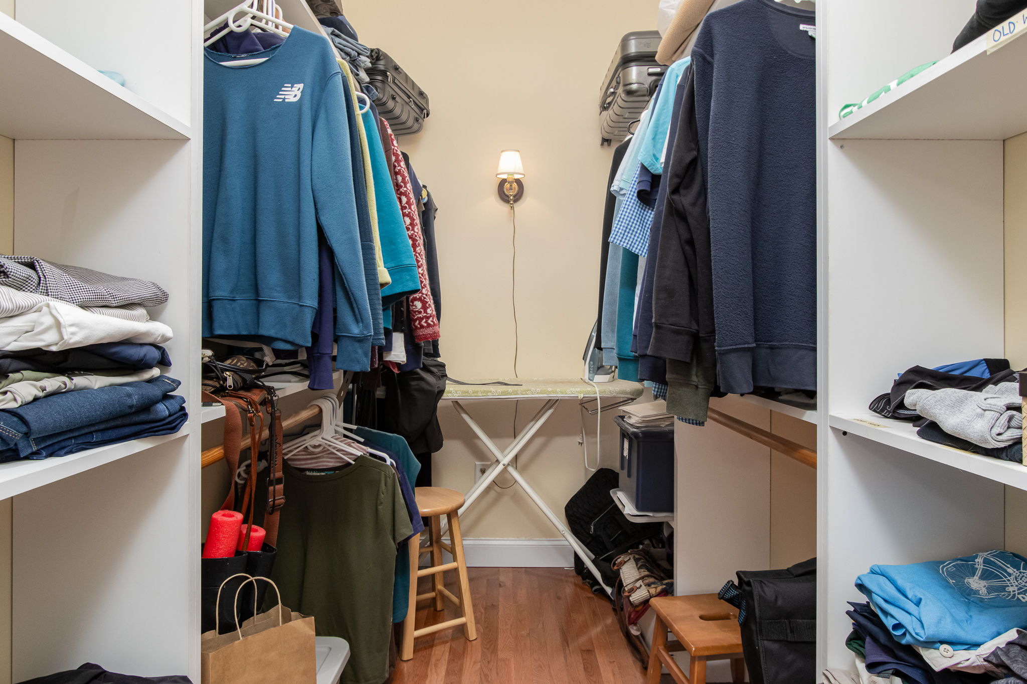 BedroomPrimaryWardrobe-1