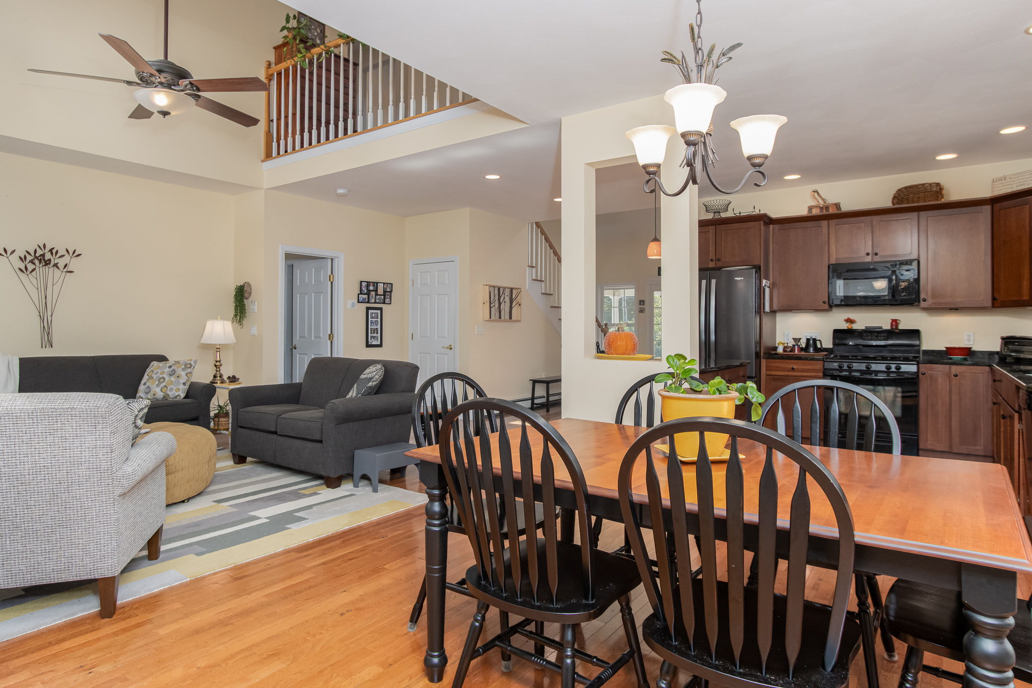 DiningRoom-3