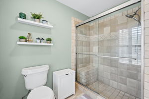 3 Plantation Dr NE a, Atlanta, GA 30324, USA Photo 17