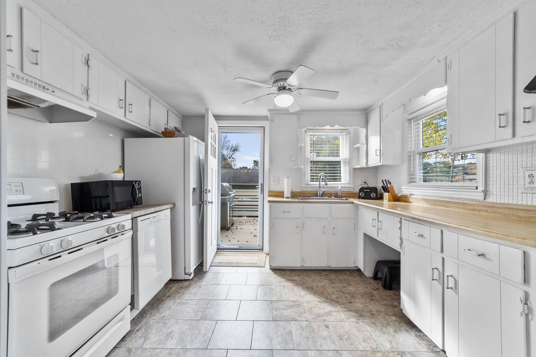 3 Reynolds St, Canton, MA 02021, USA Photo 18