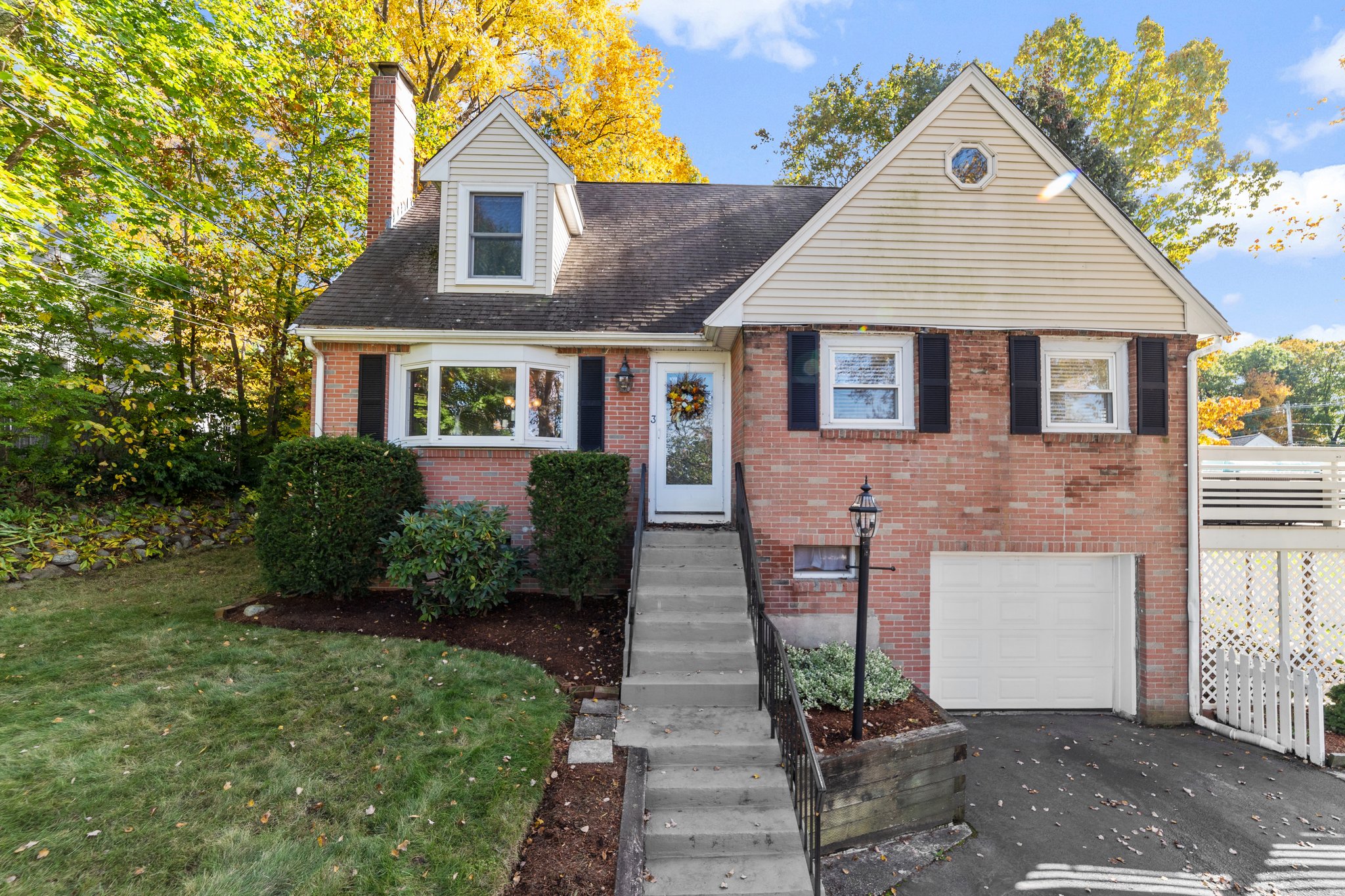 3 Reynolds St, Canton, MA 02021, USA Photo 2