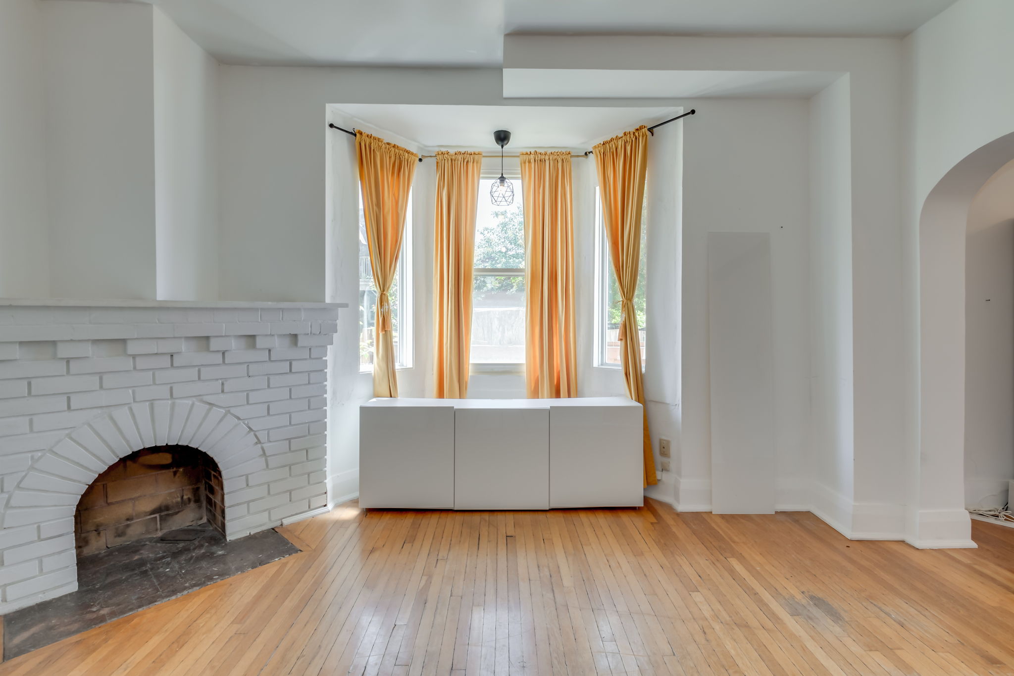 Toronto property showcase — delivered property photograph 3
