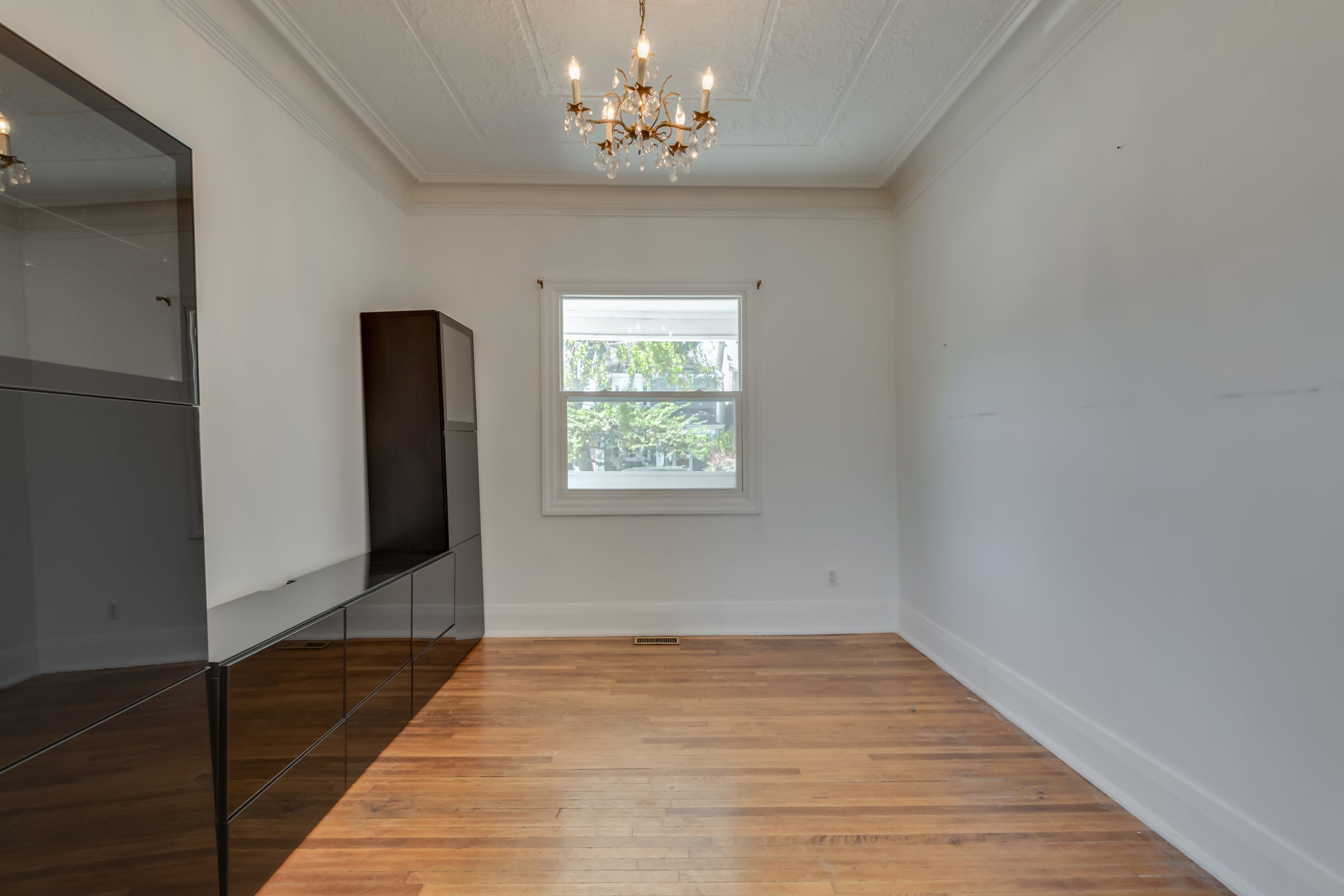Toronto property showcase — delivered property photograph 16