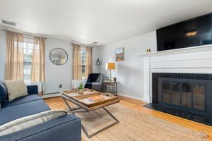 3 Robin Rd, West Newbury, MA 01985, USA Photo 3