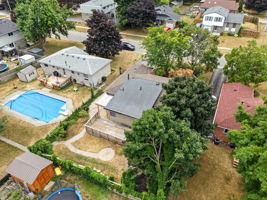  Photo 42