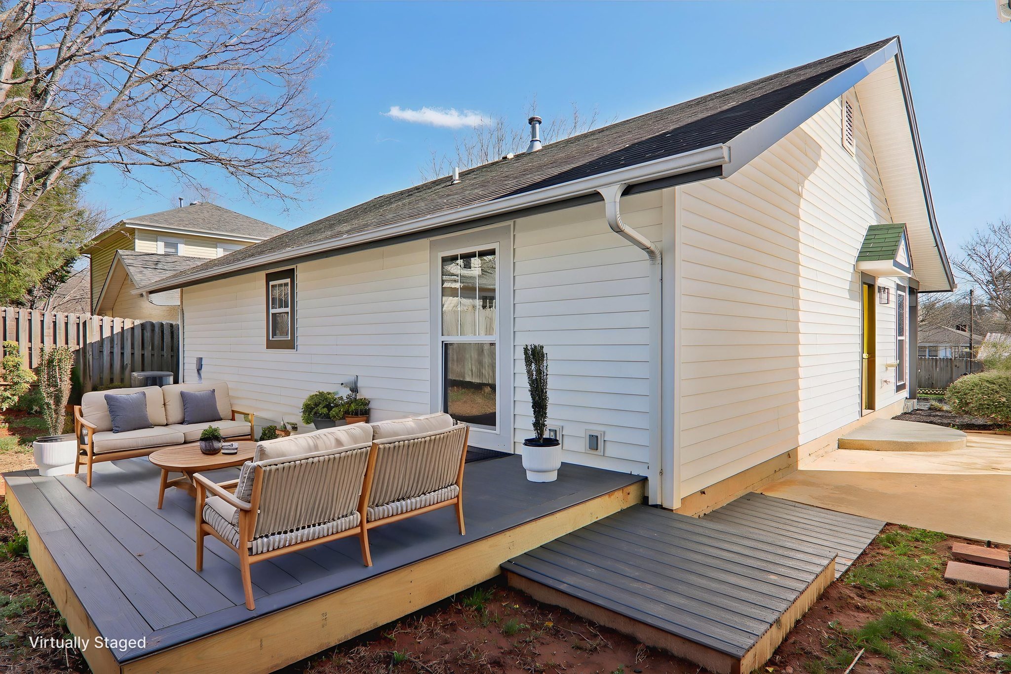 Rosemont Ct-S1303-059 virtually staged.jpeg