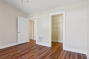 Rosemont Ct-S1303-033.jpg