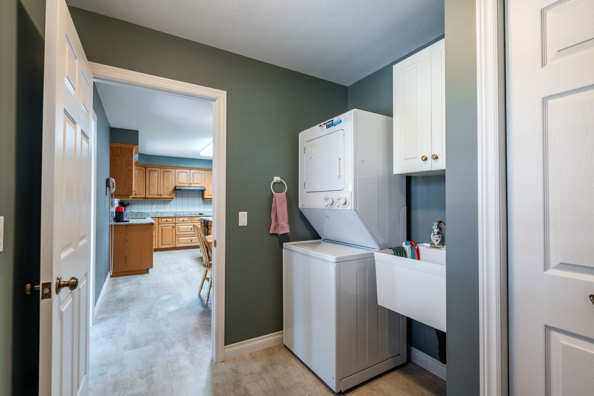 24 S Main St, Thorold-34