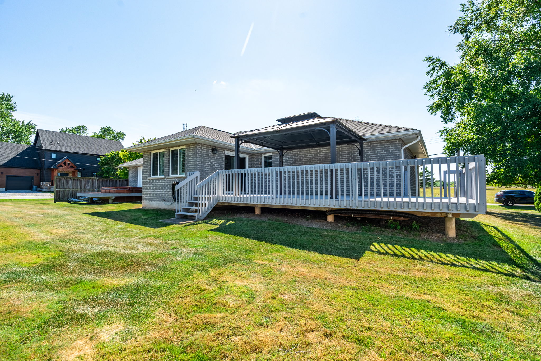 24 S Main St, Thorold-57