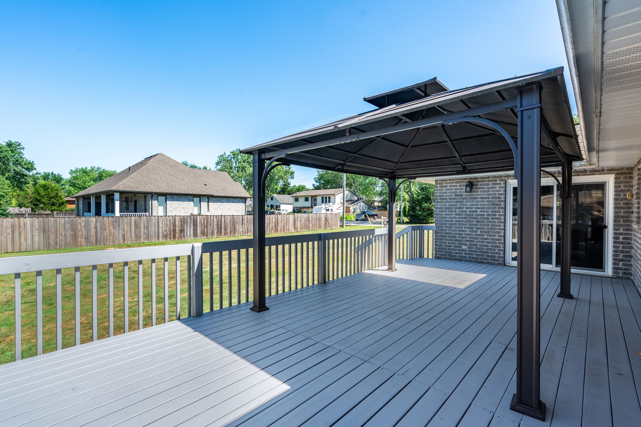 24 S Main St, Thorold-60