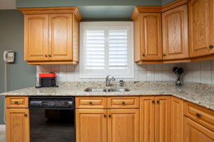 24 S Main St, Thorold-12